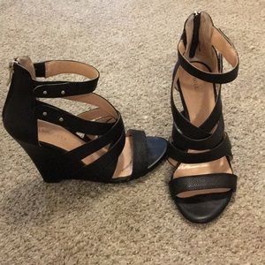 Black sole society wedges size 7.5
